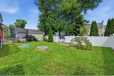 635 Robinson Ter, Union Township, NJ 07083 - Photo 28