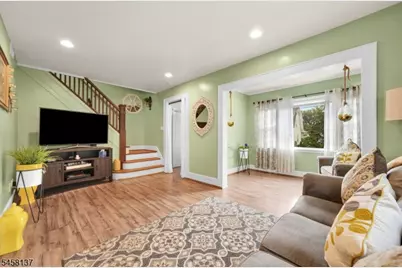 270 Crann St, Hillside, NJ 07205 - Photo 4