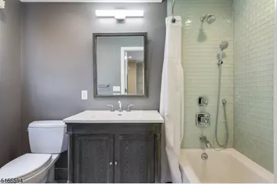 23 Ruthven Pl, Summit, NJ 07901 - Photo 10