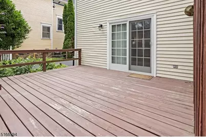 23 Ruthven Pl, Summit, NJ 07901 - Photo 14