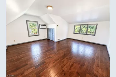11 Ivanhoe Ter, Bloomfield, NJ 07003 - Photo 10