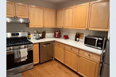 525 Central Avenue, Apt #308, Westfield, NJ 07090 - Photo 8