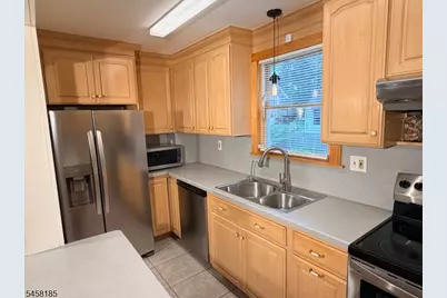 23 Ferro Monte Ave, Roxbury Township, NJ 07847 - Photo 2