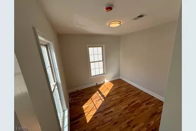 758 Somerset St #1, Watchung, NJ 07069 - Photo 10