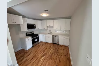 758 Somerset St #1, Watchung, NJ 07069 - Photo 4