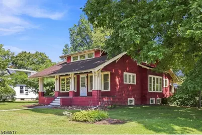 429 Greenwich St, Belvidere, NJ 07823 - Photo 2