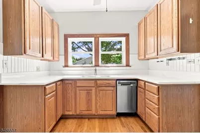 429 Greenwich St, Belvidere, NJ 07823 - Photo 8