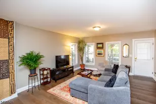 266 N Union St, Lambertville, NJ 08530 - Photo 8