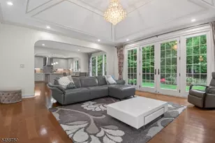 25 Wellington Ave, Millburn, NJ 07078 - Photo 12