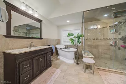 6 Philhower Ct, Denville, NJ 07834 - Photo 30