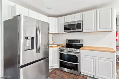 30 Willow St, Morristown, NJ 07960 - Photo 34