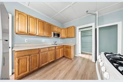 70 Prospect St, Dover, NJ 07801 - Photo 14