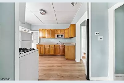 70 Prospect St, Dover, NJ 07801 - Photo 6