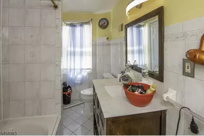 105 McAdoo Ave, Jersey City, NJ 07305 - Photo 6
