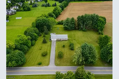 281 E Asbury Anderson Rd, Washington Township, NJ 07882 - Photo 2