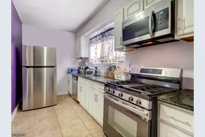 606 E 3rd Ave, Roselle, NJ 07203 - Photo 8