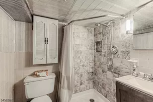 137 McKinley Ave, East Hanover Township, NJ 07936 - Photo 26