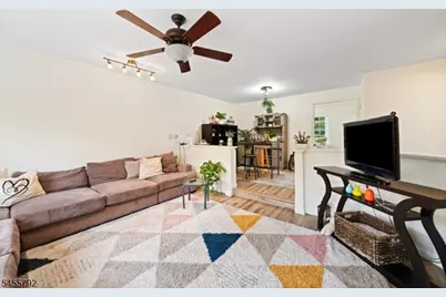 403 Bradford Ct, Hillsborough Township, NJ 08844 - Photo 10