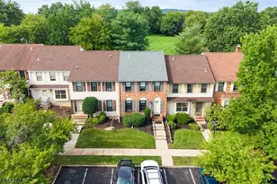 403 Bradford Ct, Hillsborough Township, NJ 08844 - Photo 4