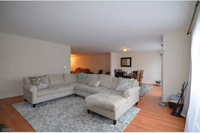 26 Stryker Ct, Bridgewater, NJ 08807 - Photo 8