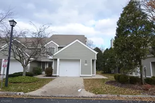 26 Stryker Ct, Bridgewater, NJ 08807 - Photo 2