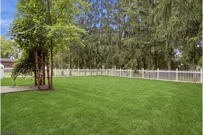 39 Park Rd, Parsippany, NJ 07054 - Photo 4