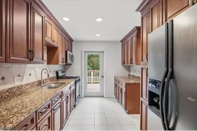 39 Park Rd, Parsippany, NJ 07054 - Photo 14