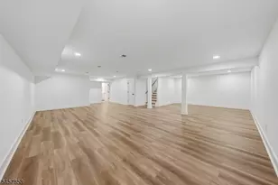 1800 Lawrence St, Rahway, NJ 07065 - Photo 22