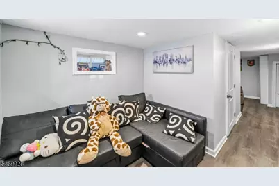 63 Gordon Ave, Woodbridge Township, NJ 08863 - Photo 18