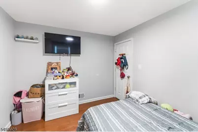 63 Gordon Ave, Woodbridge Township, NJ 08863 - Photo 14