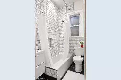 418 Walnut St, Newark, NJ 07105 - Photo 8