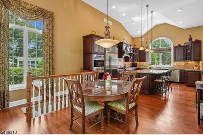 18 Mary Ellen Dr, Edison, NJ 08820 - Photo 14