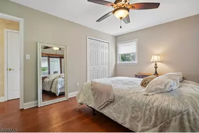 18 Mary Ellen Dr, Edison, NJ 08820 - Photo 30