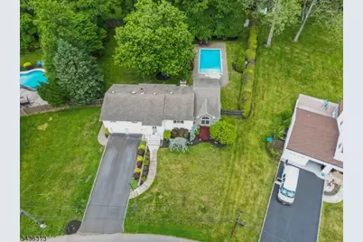 18 Mary Ellen Dr, Edison, NJ 08820 - Photo 46