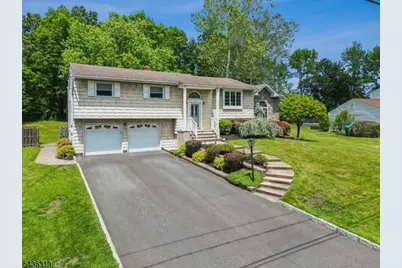 18 Mary Ellen Dr, Edison, NJ 08820 - Photo 42