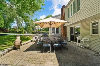 18 Mary Ellen Dr, Edison, NJ 08820 - Photo 34