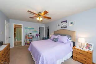 24 Heritage Ln, Hamburg, NJ 07419 - Photo 12