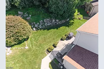 85 Tremont Ter, Wanaque, NJ 07465 - Photo 32