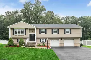69 Forest Dr, Pequannock Township, NJ 07444 - Photo 4