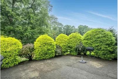 69 Forest Dr, Pequannock Township, NJ 07444 - Photo 32