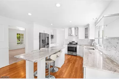 61 Rock Rd, Washington Township, NJ 07853 - Photo 6