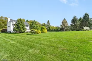 61 Rock Rd, Washington Township, NJ 07853 - Photo 38