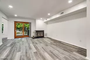130 Winchester Way, Franklin Township, NJ 08873 - Photo 10