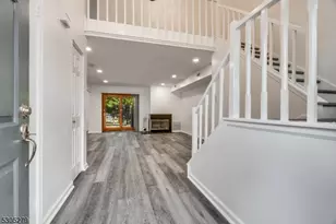 130 Winchester Way, Franklin Township, NJ 08873 - Photo 6