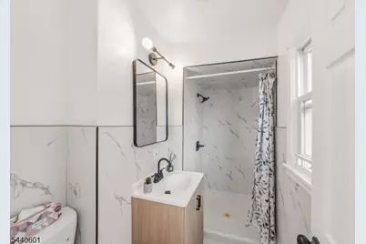 2037 Tampa Ter, Union Township, NJ 07083 - Photo 12
