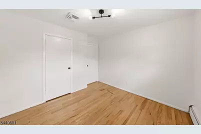 2037 Tampa Ter, Union Township, NJ 07083 - Photo 16