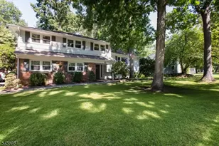 35 Rock Rd W, Green Brook Township, NJ 08812 - Photo 2