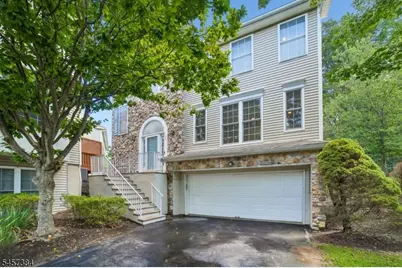 147 Arrowgate Dr, Randolph Township, NJ 07869 - Photo 1