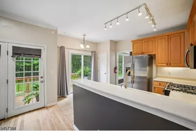 147 Arrowgate Dr, Randolph Township, NJ 07869 - Photo 16