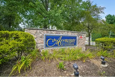 147 Arrowgate Dr, Randolph Township, NJ 07869 - Photo 40